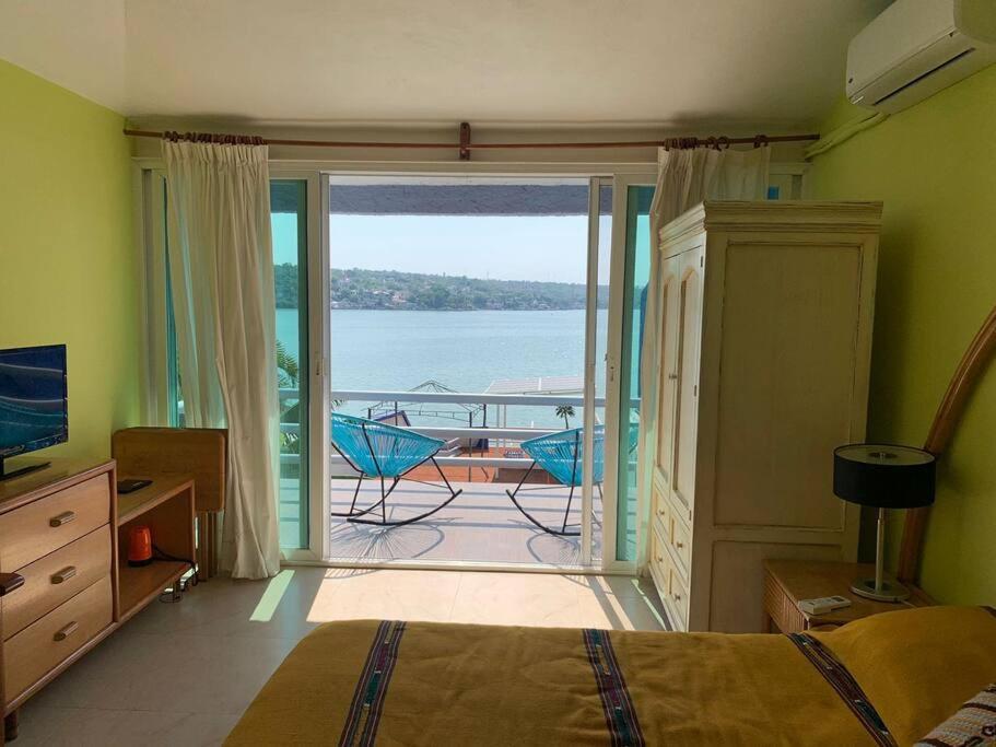 Casa Azul En La Orilla Del Lago เตคิวสควิซเทนโก ภายนอก รูปภาพ